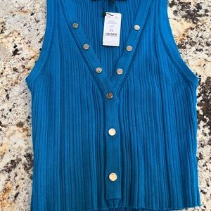 WHBM Sleeveless Crop top